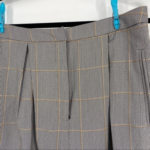 W118 by Walter Baker Francine plaid Printed Pants - Picture 8 of 13